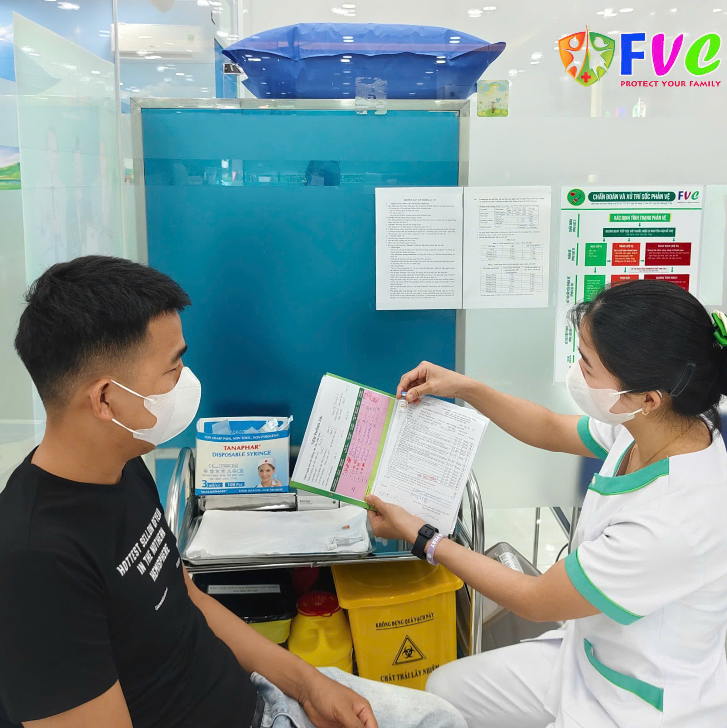Tiêm chủng trọn đời: Bảo vệ sức khỏe cho mọi người