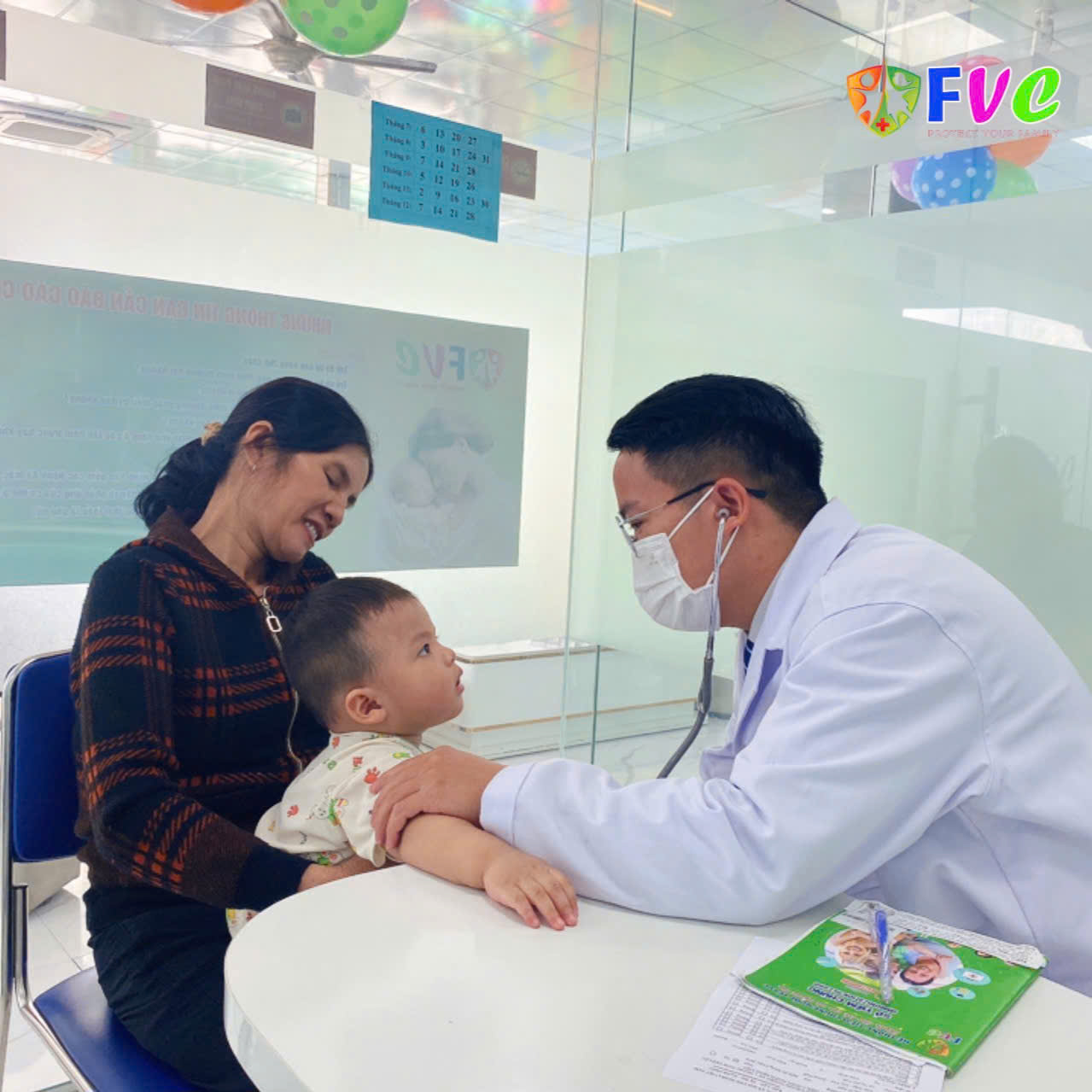 Vì sao nên tiêm vắc xin phòng sốt xuất huyết? Tiêm mấy mũi là đủ?