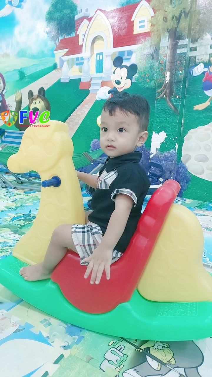 Lưu ý gì khi tiêm vắc xin sởi quai bị rubella trước khi mang thai?
