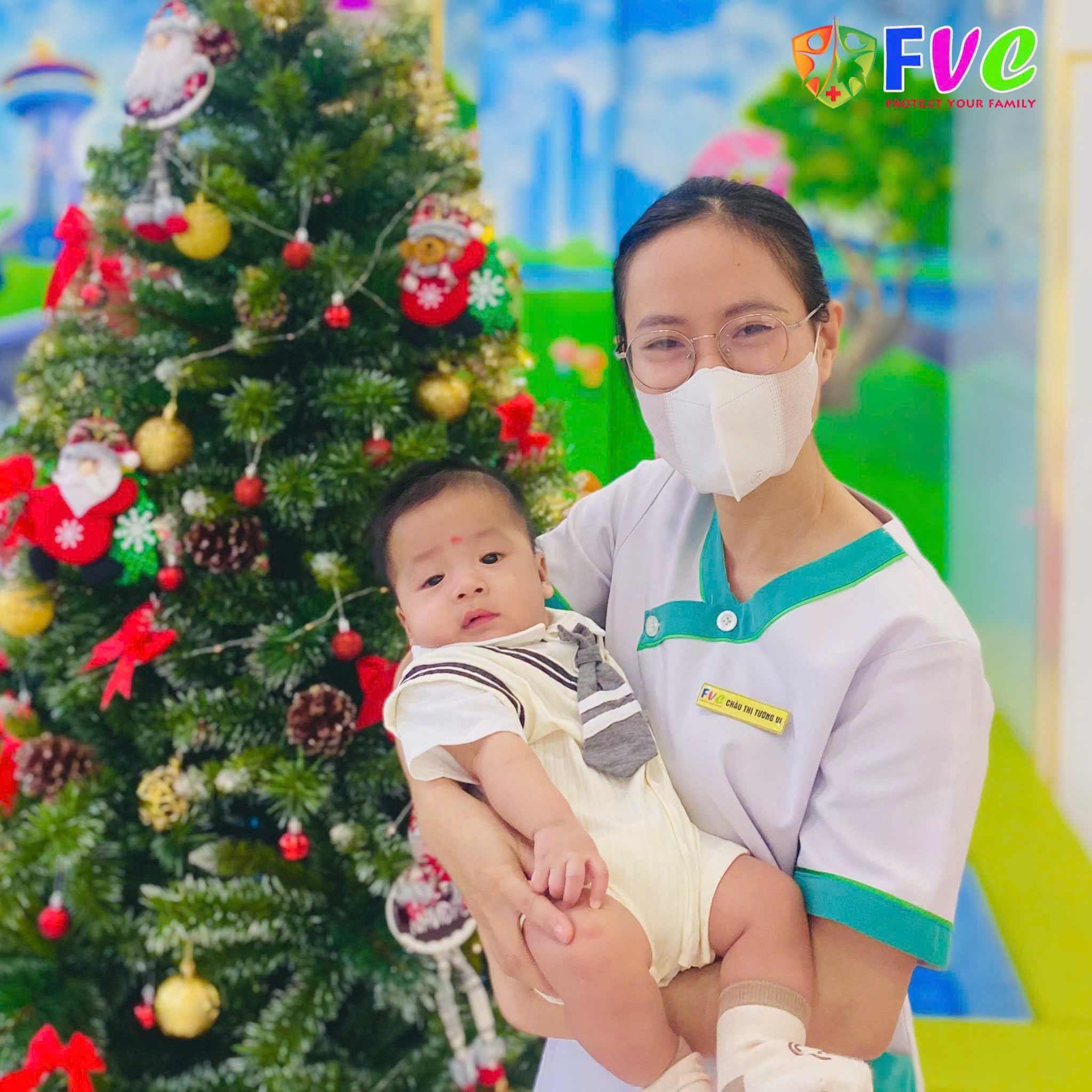 Trẻ sơ sinh được tiêm vacxin gì: Mũi tiêm cha mẹ cần nhớ