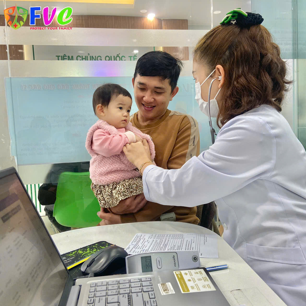 Bé gái phổi đông đặc do mắc cúm A và sởi: vì sao bệnh sởi ở trẻ có diễn biến nhanh và nặng?