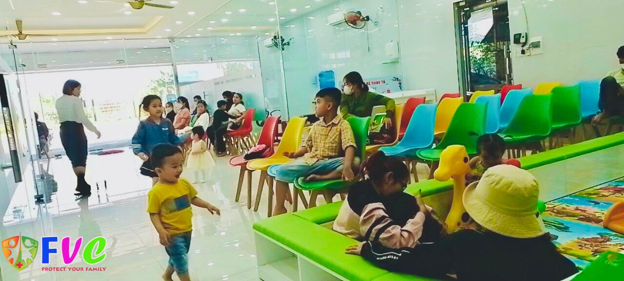 Những vắc xin phải tiêm cho trẻ dưới 1 tuổi