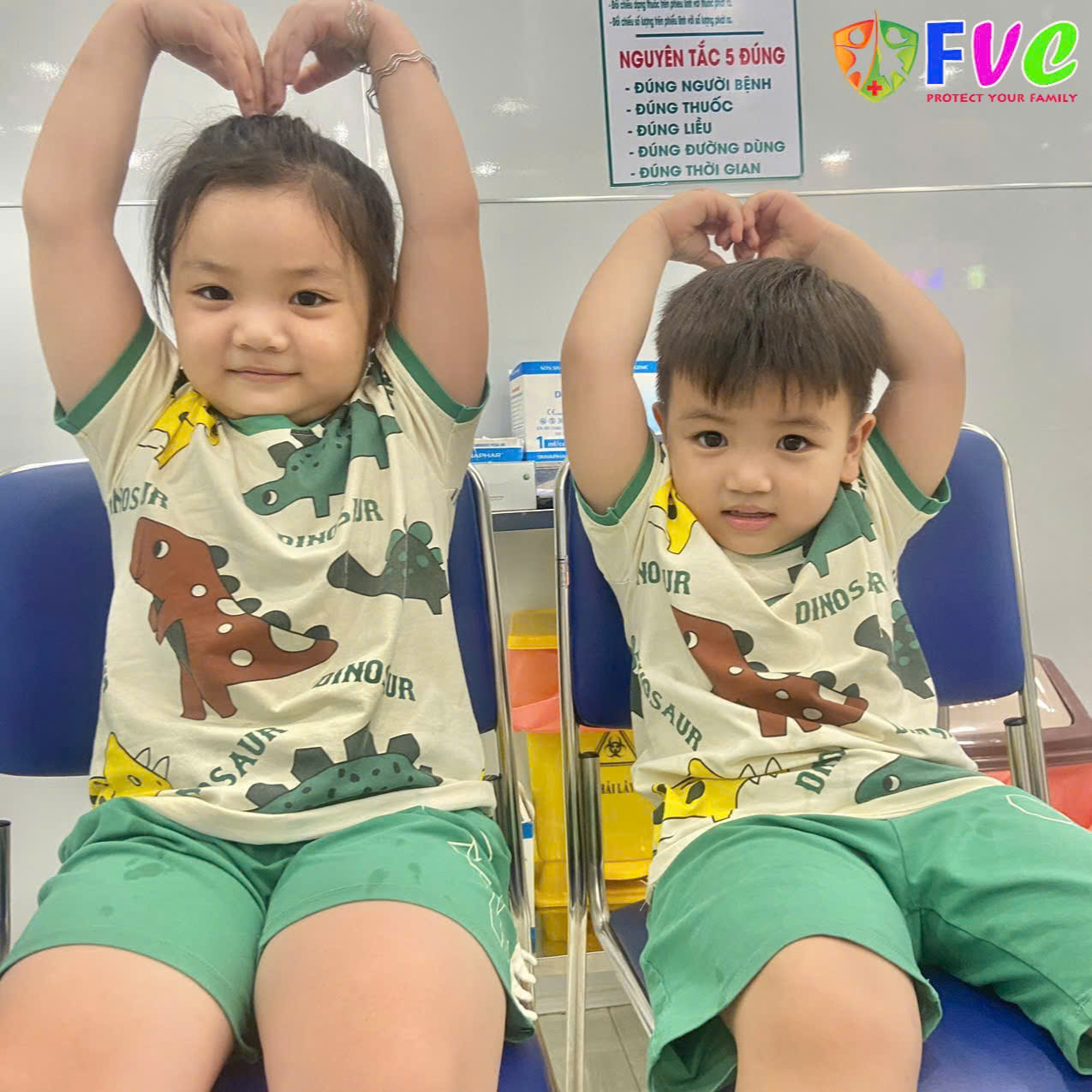 Bị chó nhà cắn phải làm gì để phòng tránh bệnh dại?