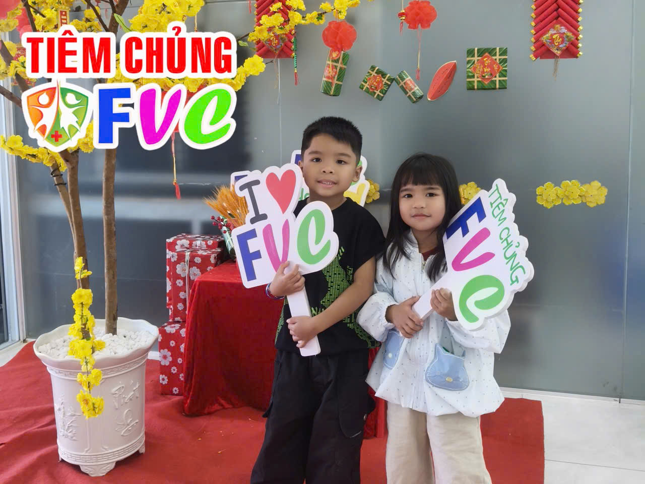 Cảnh báo nguy cơ bệnh dại từ chó nuôi trong gia đình đối với trẻ em