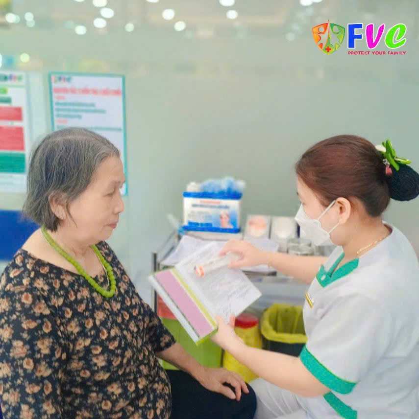 Người trên 50 tuổi, mắc bệnh mạn tính có nguy cơ cao mắc bệnh zona