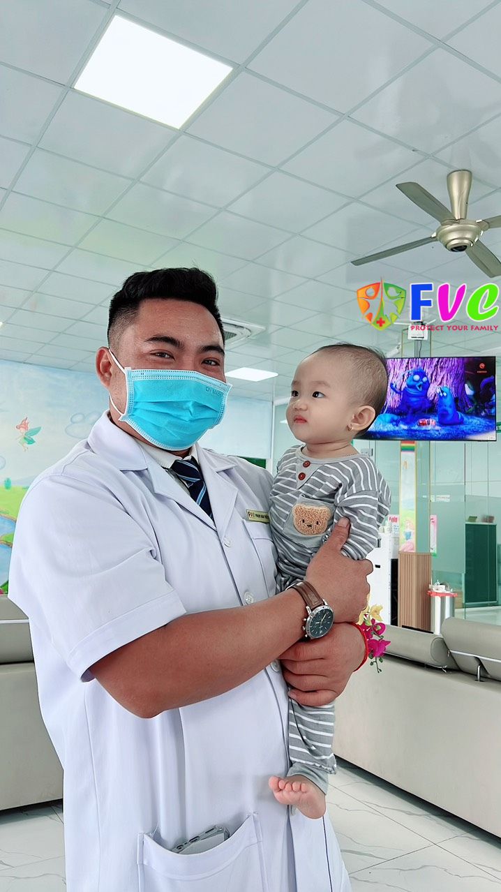 5 Lý do người lớn cần tiêm phòng vắc xin đầy đủ