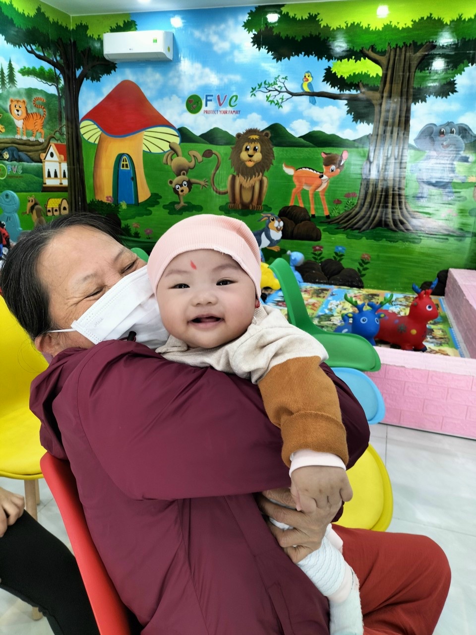 Cách chăm sóc trẻ tiêu chảy tại nhà