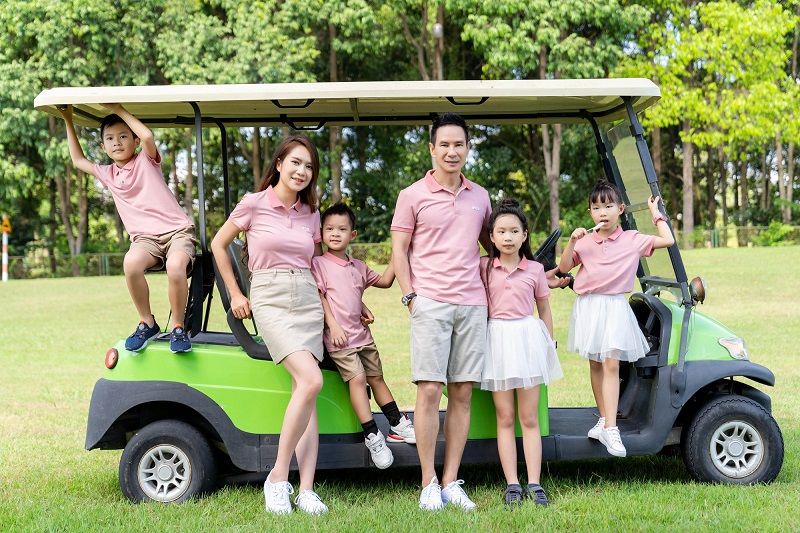 Mặc áo đồng phục gia đình YODY - Cả nhà thêm gắn kết