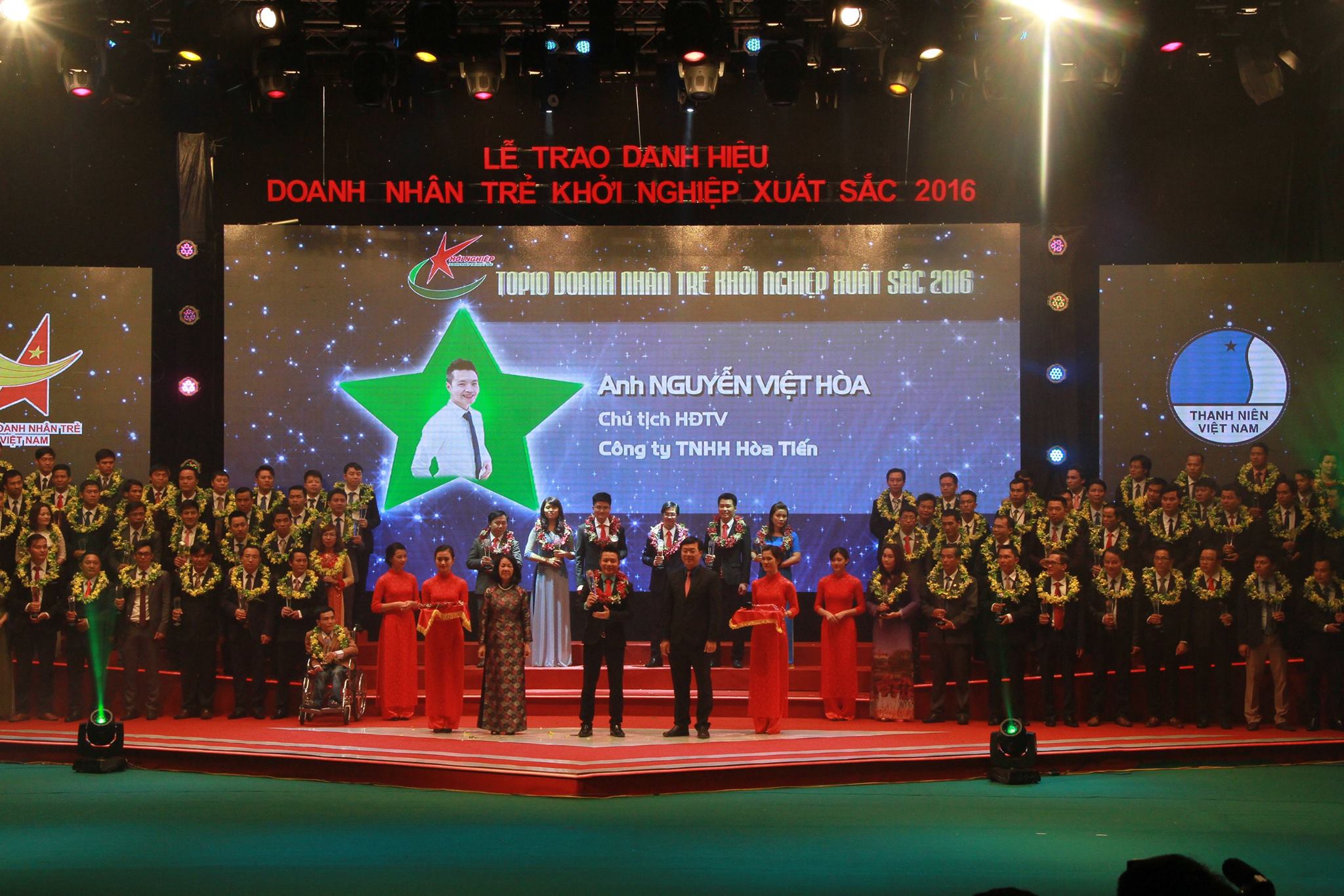 YODY vinh dự lọt vào TOP 10 doanh nghiệp trẻ khởi nghiệp xuất sắc Toàn Quốc 2016