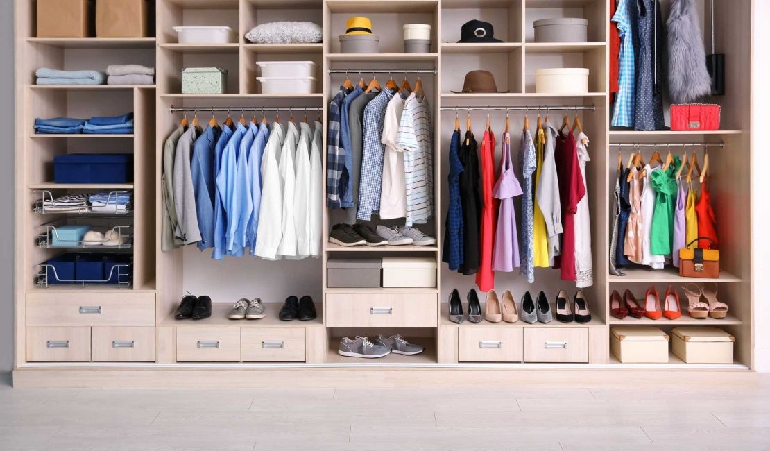 10 Cách tiết kiệm không gian tủ quần áo gọn gàng ngăn nắp
