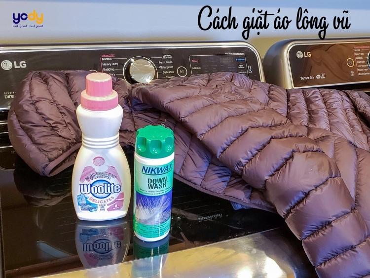 Mách khéo cách giặt áo lông vũ cực đơn giản và nhanh chóng