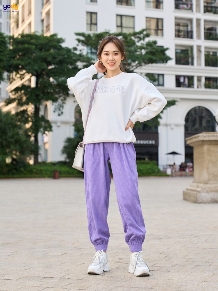Quần nhung tăm nữ phối áo sweater