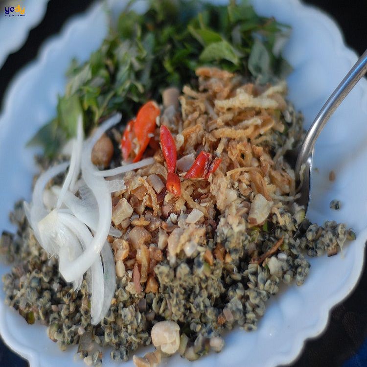 Cơm hến Hội An