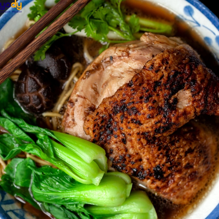 Ăn gì ở Huế