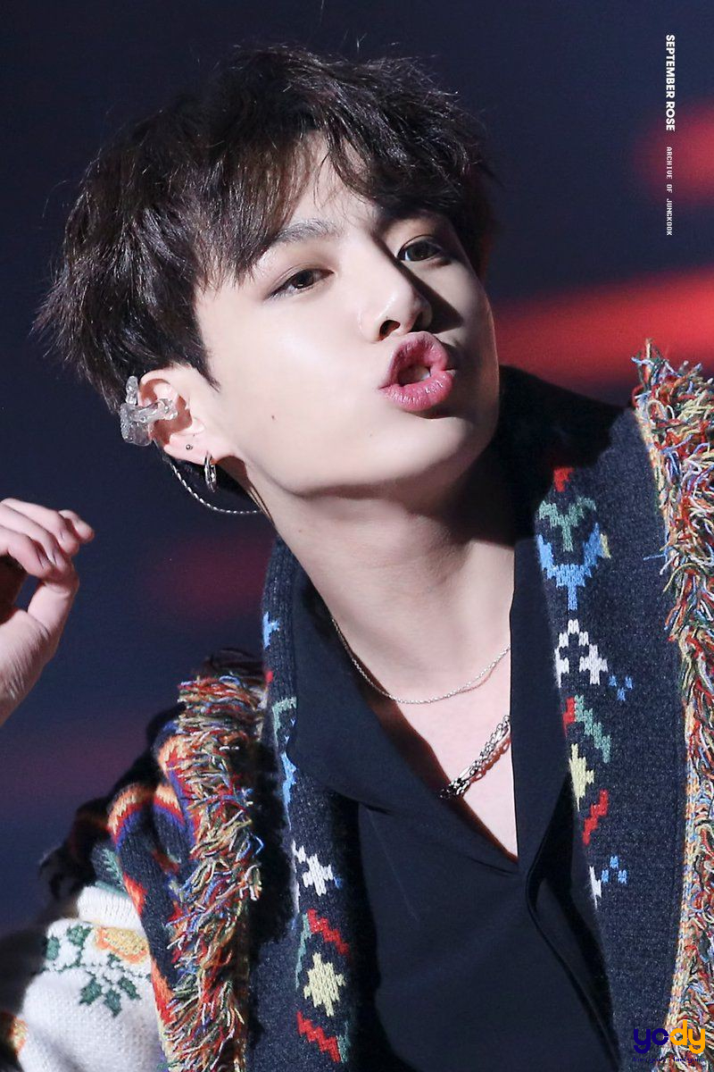 Jungkook (BTS) bất ngờ xoá tài khoản MXH hơn 50 triệu người theo dõi