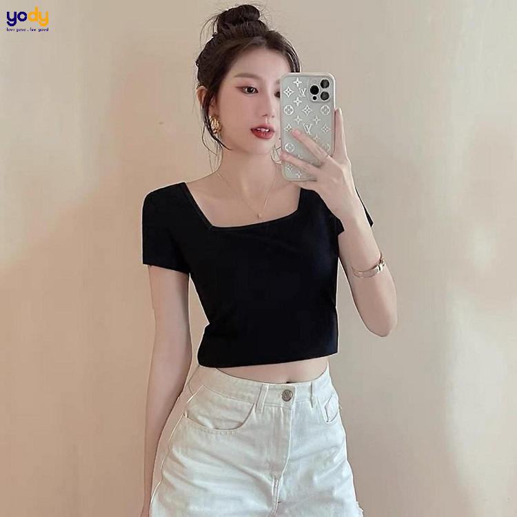 30+ mẫu áo cổ vuông hottrend được nàng săn đón nhất 2023 30+ Mẫu Áo Cổ Vuông Hottrend Được Nàng Săn Đón Nhất 2023