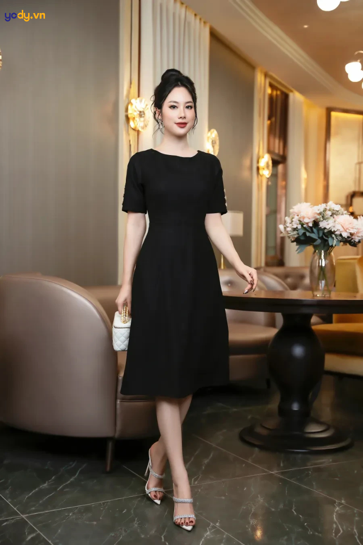 Áo đầm tay dài sang trọng dáng chữ A điệu đà