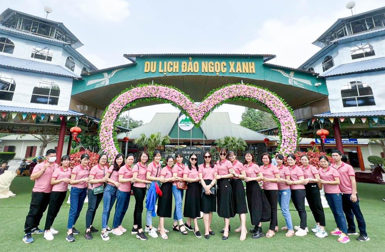 May đồng phục spa tại Hà Nội