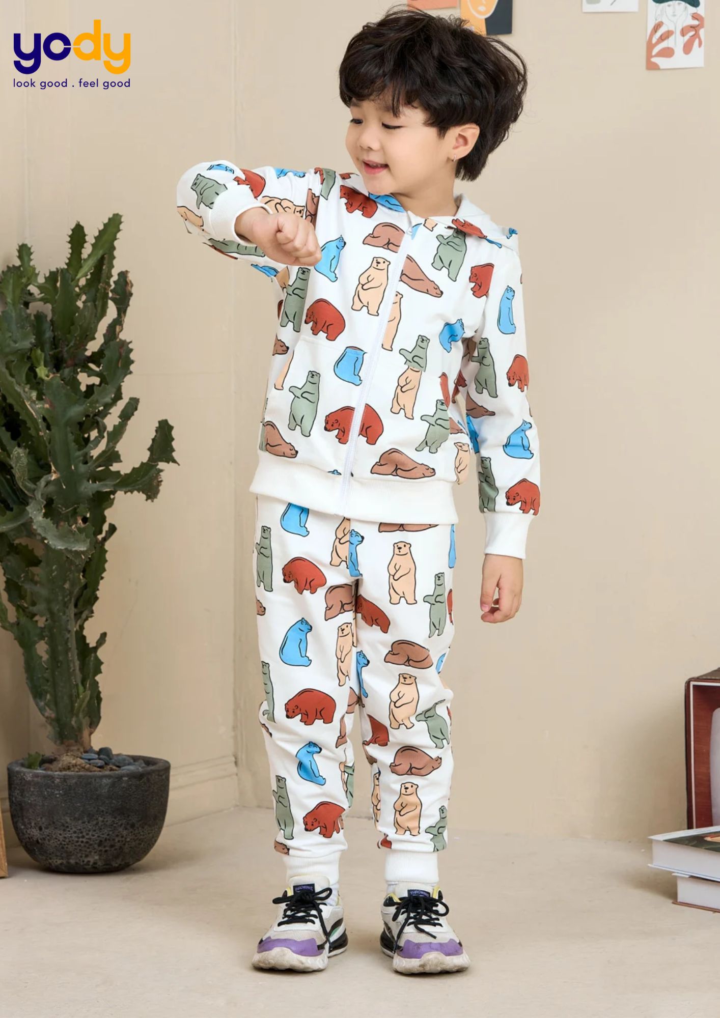 Bộ quần áo hoodie trẻ em