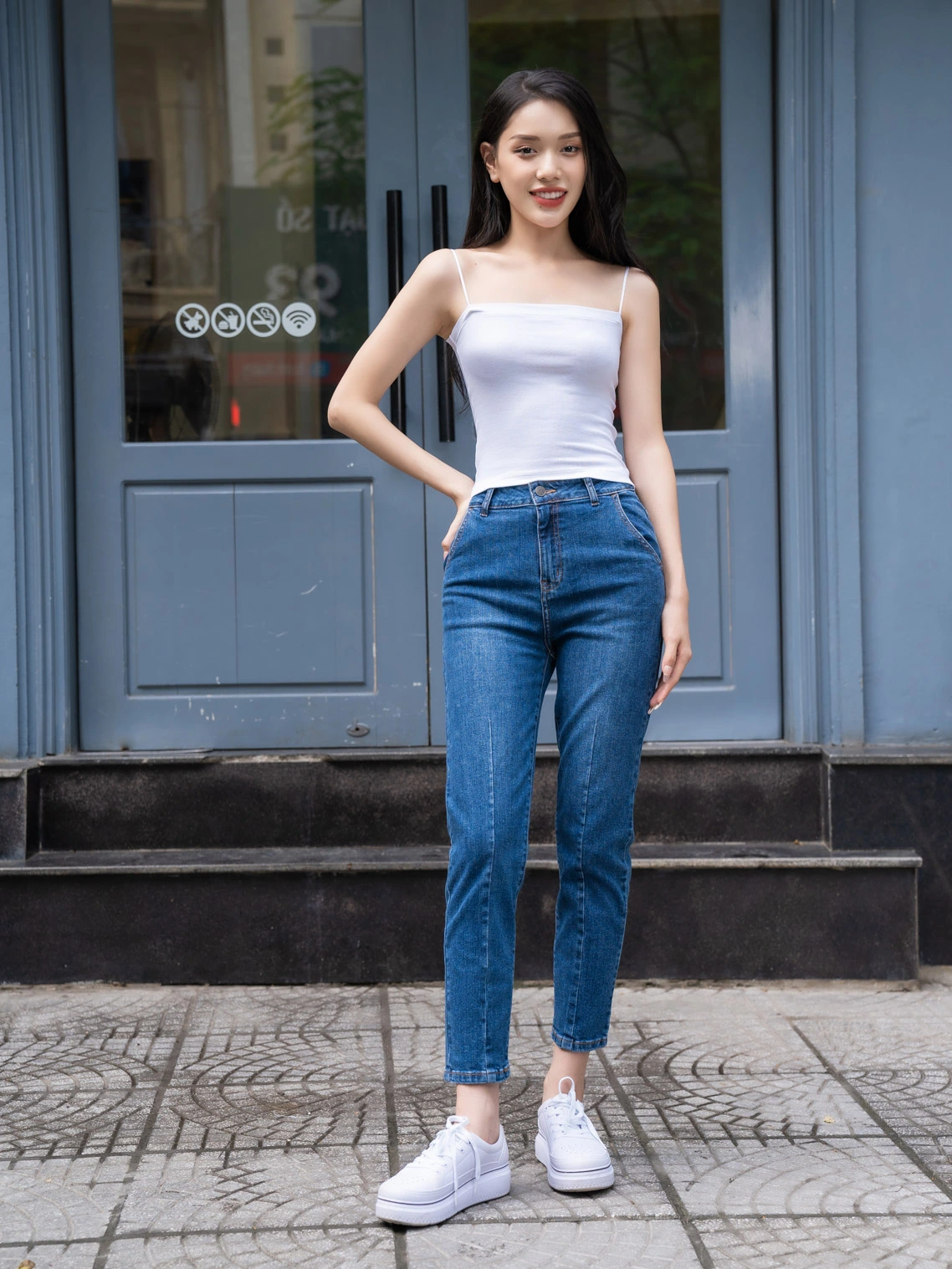 TOP 10 cách phối đồ với quần baggy jean nữ đẹp chinh phục mọi phong cách