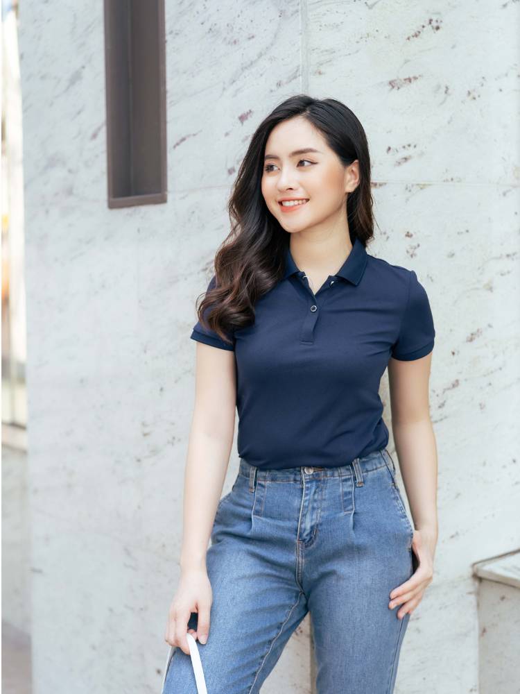 Áo polo phối quần jeans