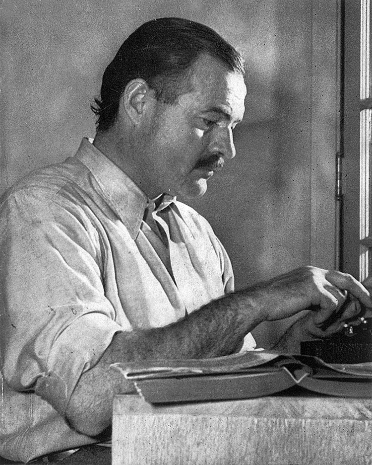 Nhà văn Ernest Hemingway