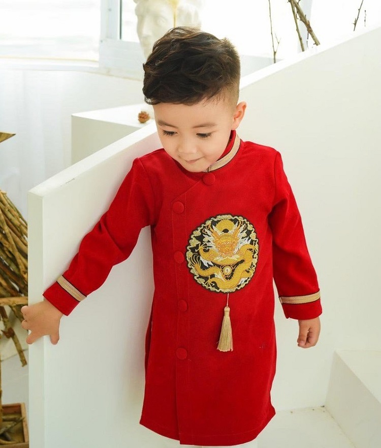 Cách chọn áo dài cách tân cho bé trai