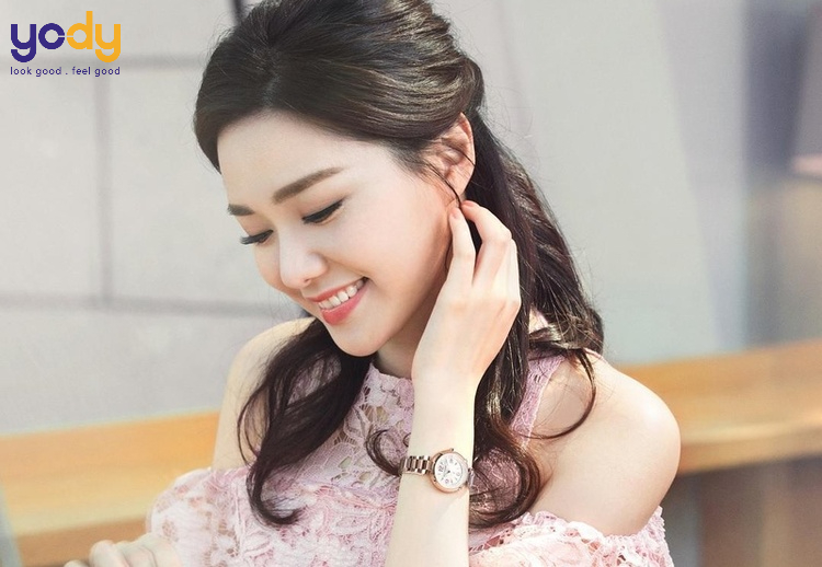 Đeo đồng hồ phù hợp với trang phục