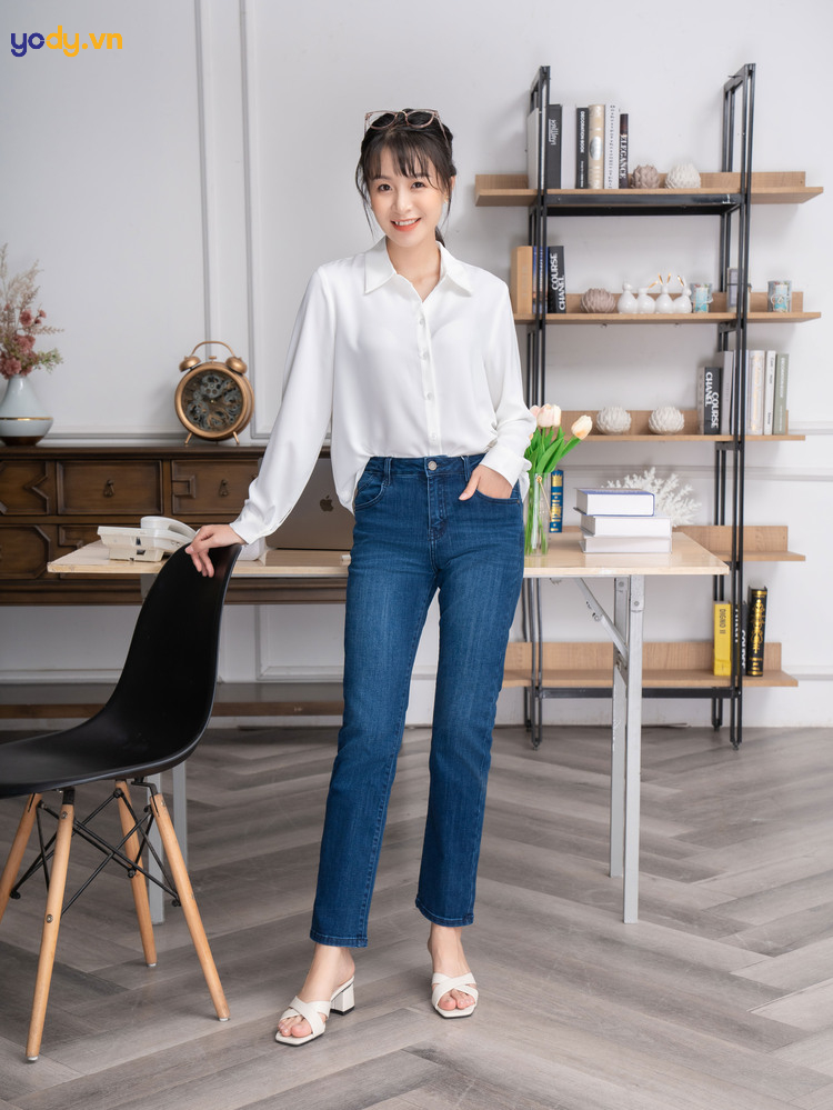 cách mặc áo sơ mi đẹp cho nữ