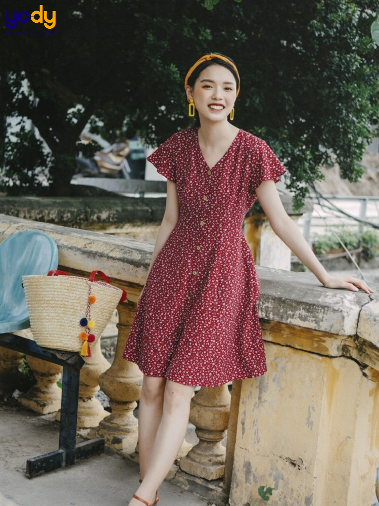 Váy vintage hoa nhí thiết kế cổ V