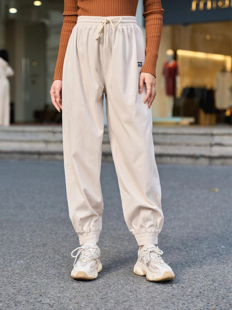 Phối cùng quần jogger