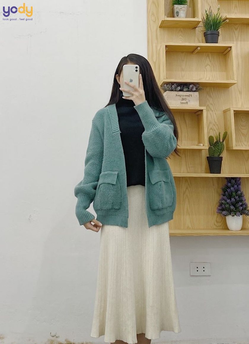 chân váy dài qua đầu gối mặc với áo gì đẹp