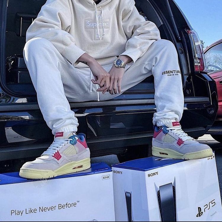 Đồ sweater mix giày Jordan 4