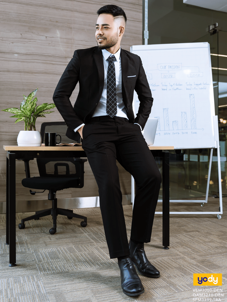 Phối áo sơ mi nam tay dài cùng với áo vest