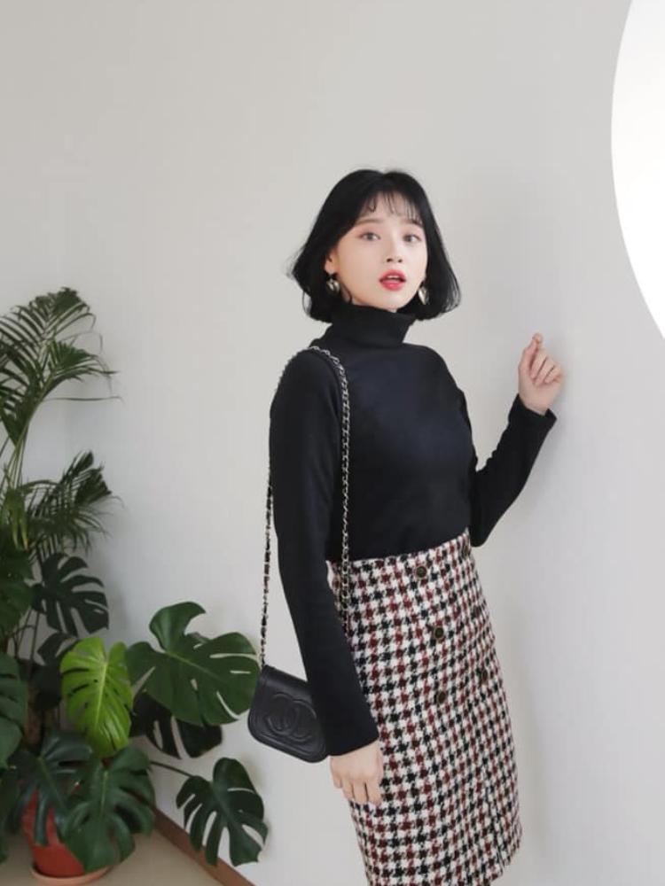 JUPE DẠ TWEED ĐEN KẺ PHỐI DA