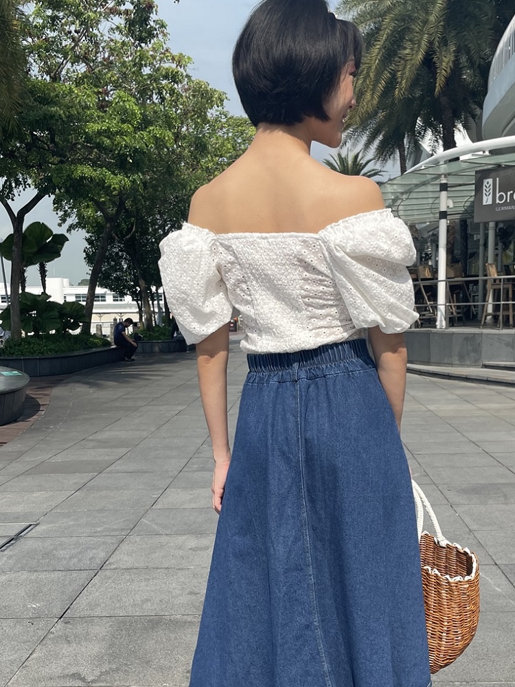 DILY - Chân váy jean dài - Items “thống trị” xu hướng Xuân Hè 2023