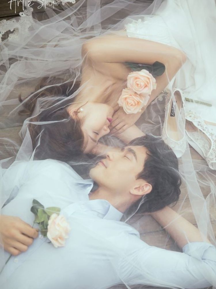 Chụp ảnh cưới Hàn Quốc trong studio