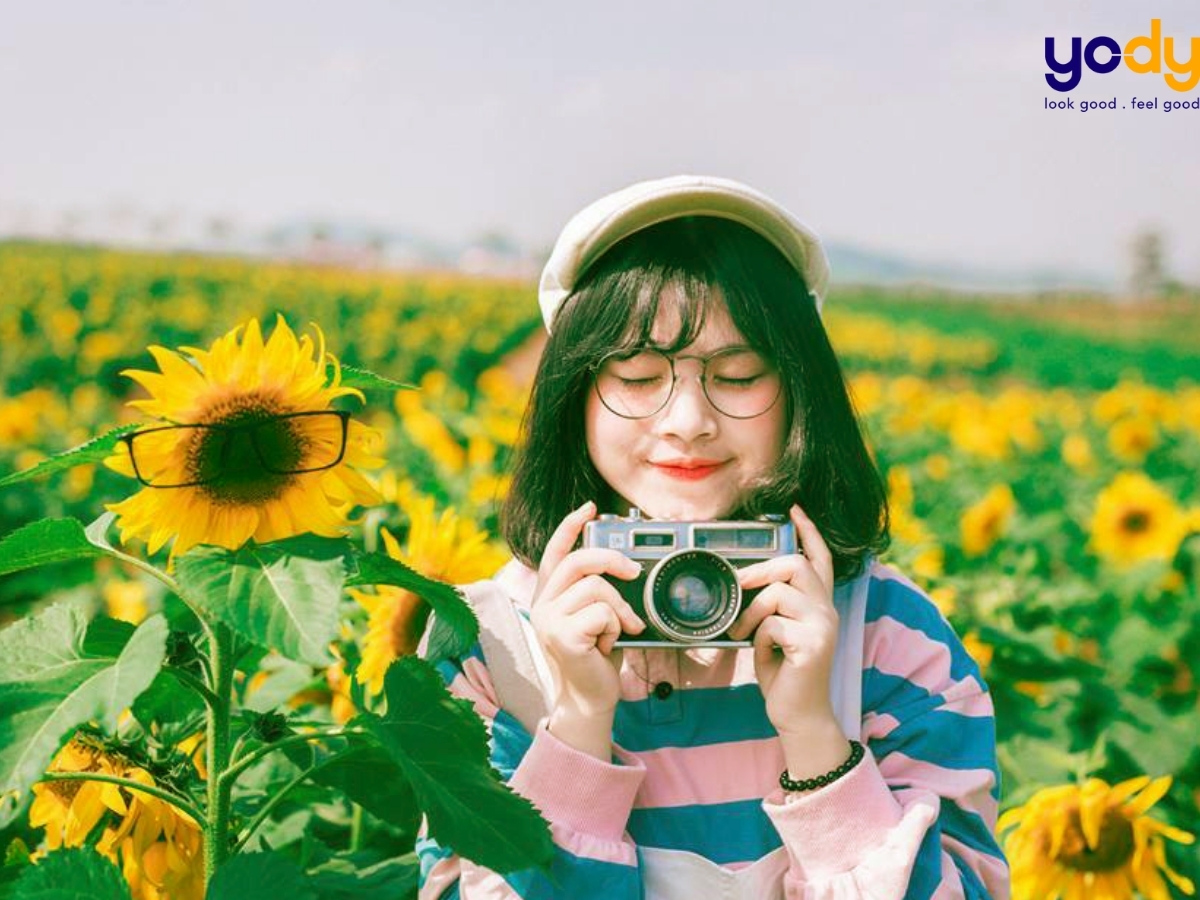 Chụp ảnh hoa hướng dương mặc gì để có bức ảnh sống ảo xịn?