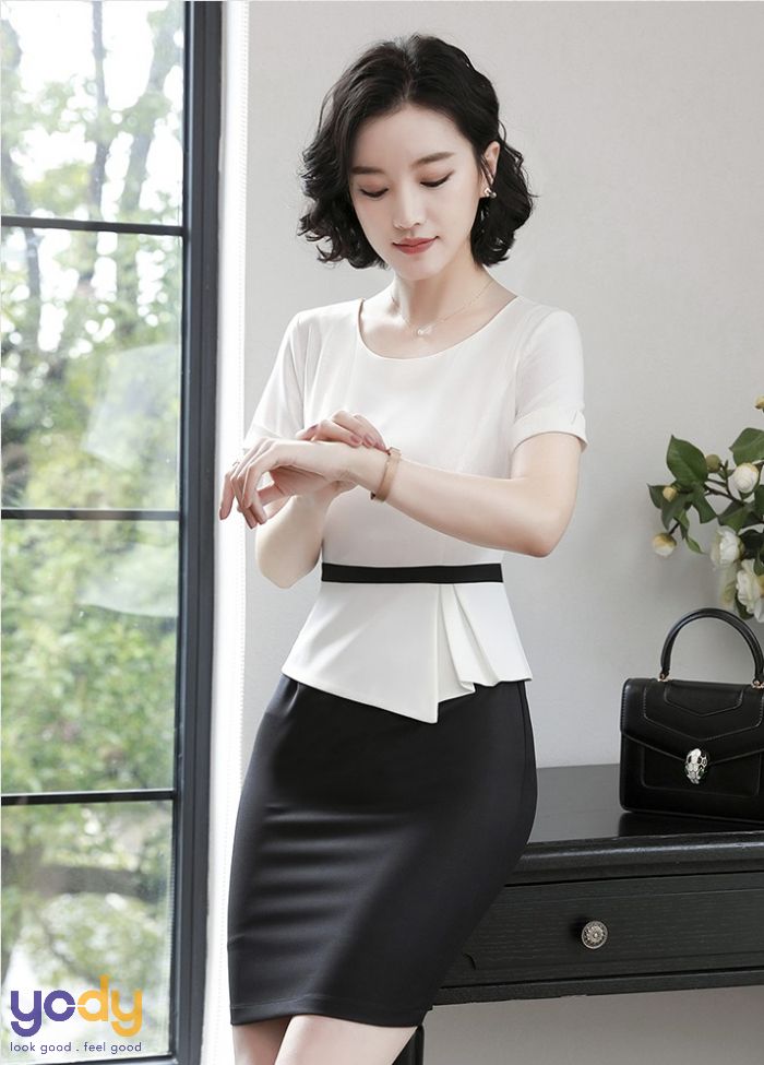 TÔN DÁNG NGỌC NGÀ VỚI ĐỒNG PHỤC CÔNG SỞ NỮ VÁY PEPLUM