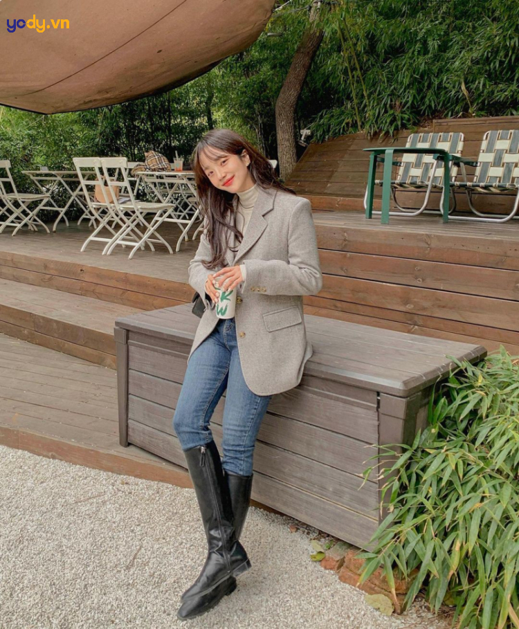 Kết hợp boot cổ lửng với quần jeans