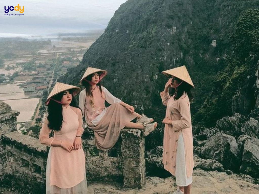 Đi Ninh Bình Mặc Gì Để Có Bức Ảnh Triệu Like?