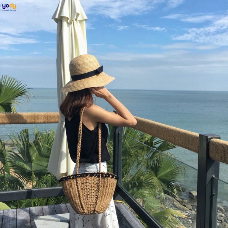 Túi cói đi biển 
