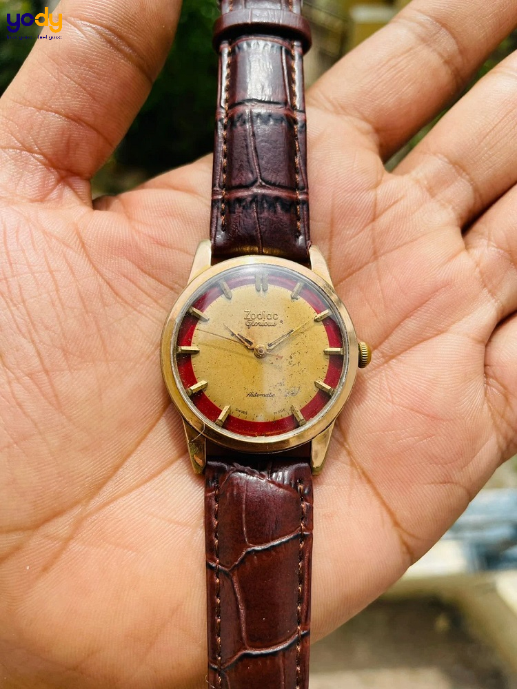 Đồng hồ cơ là gì?