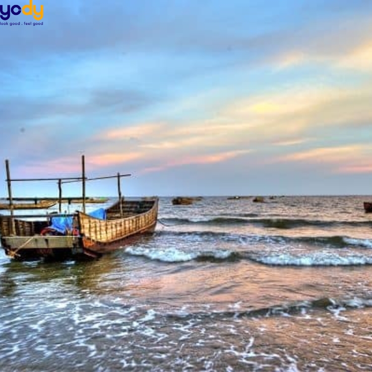 Biển Trà Cổ Quảng Ninh