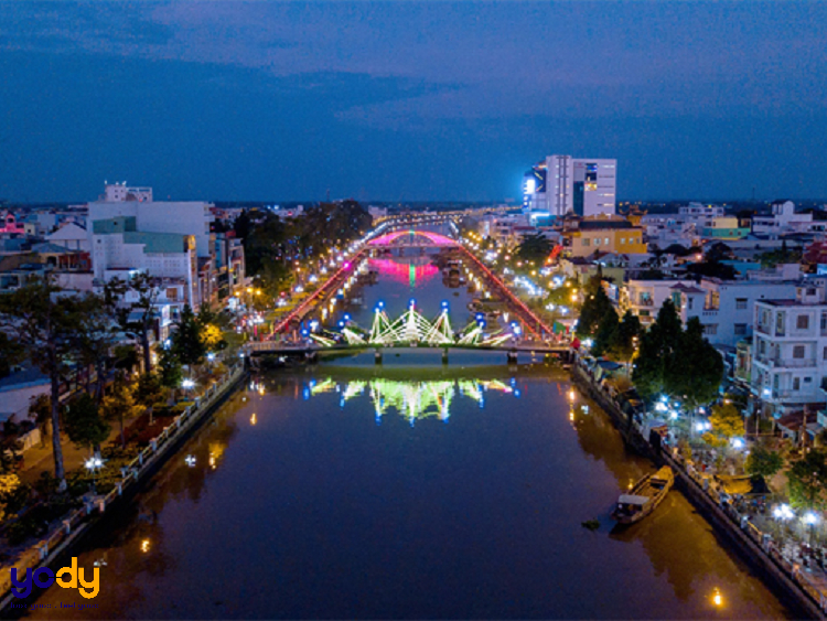 Du lịch miền Tây