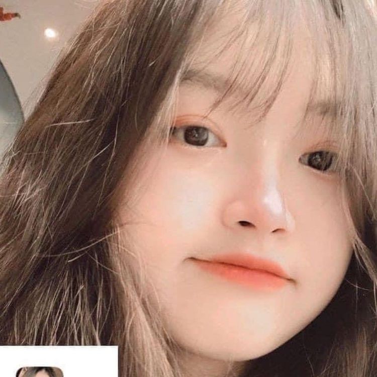 Hỉnh ảnh gái cute hạt me chụp Instagram