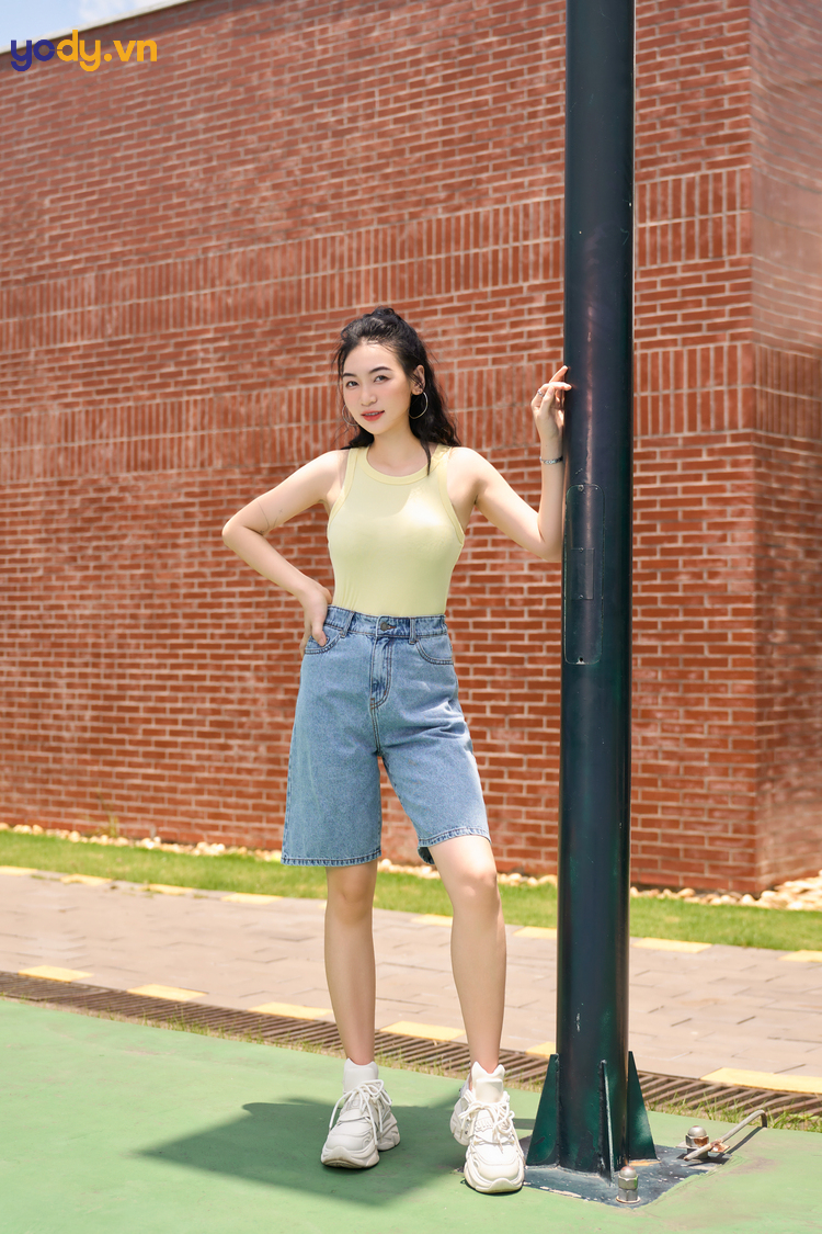 định nghĩa giày sneaker là gì