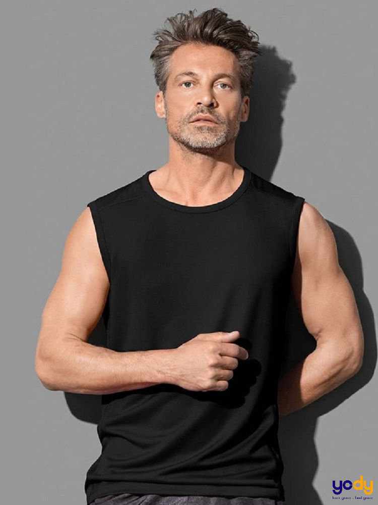 gym tank top