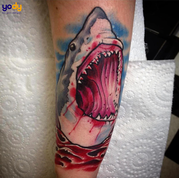 Tattoo cá mập há mồm