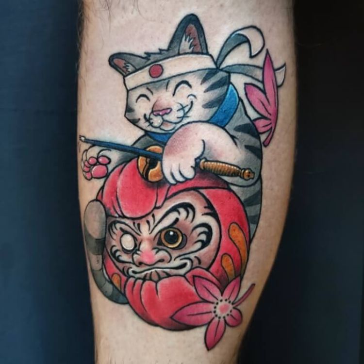 Daruma vào mèo